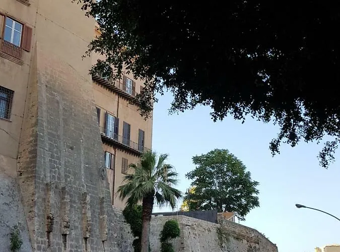 D'orleans Apartment *